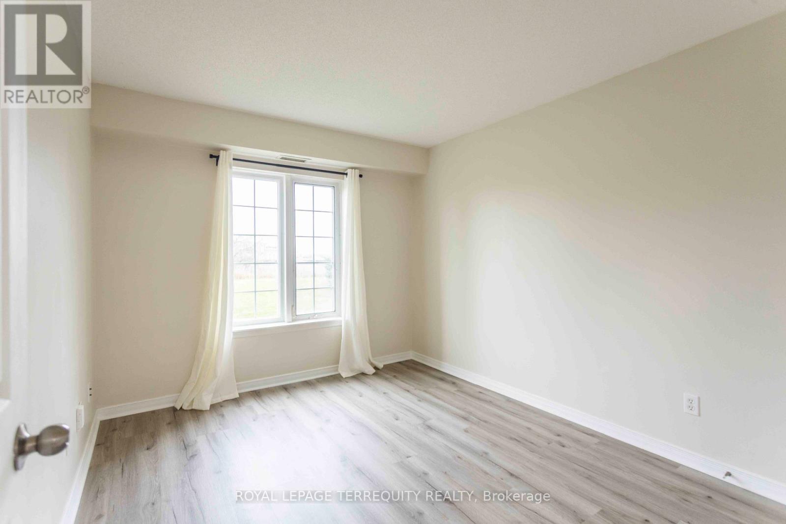 211 - 94 Aspen Springs Drive, Clarington, Ontario  L1C 5N4 - Photo 21 - E13835774