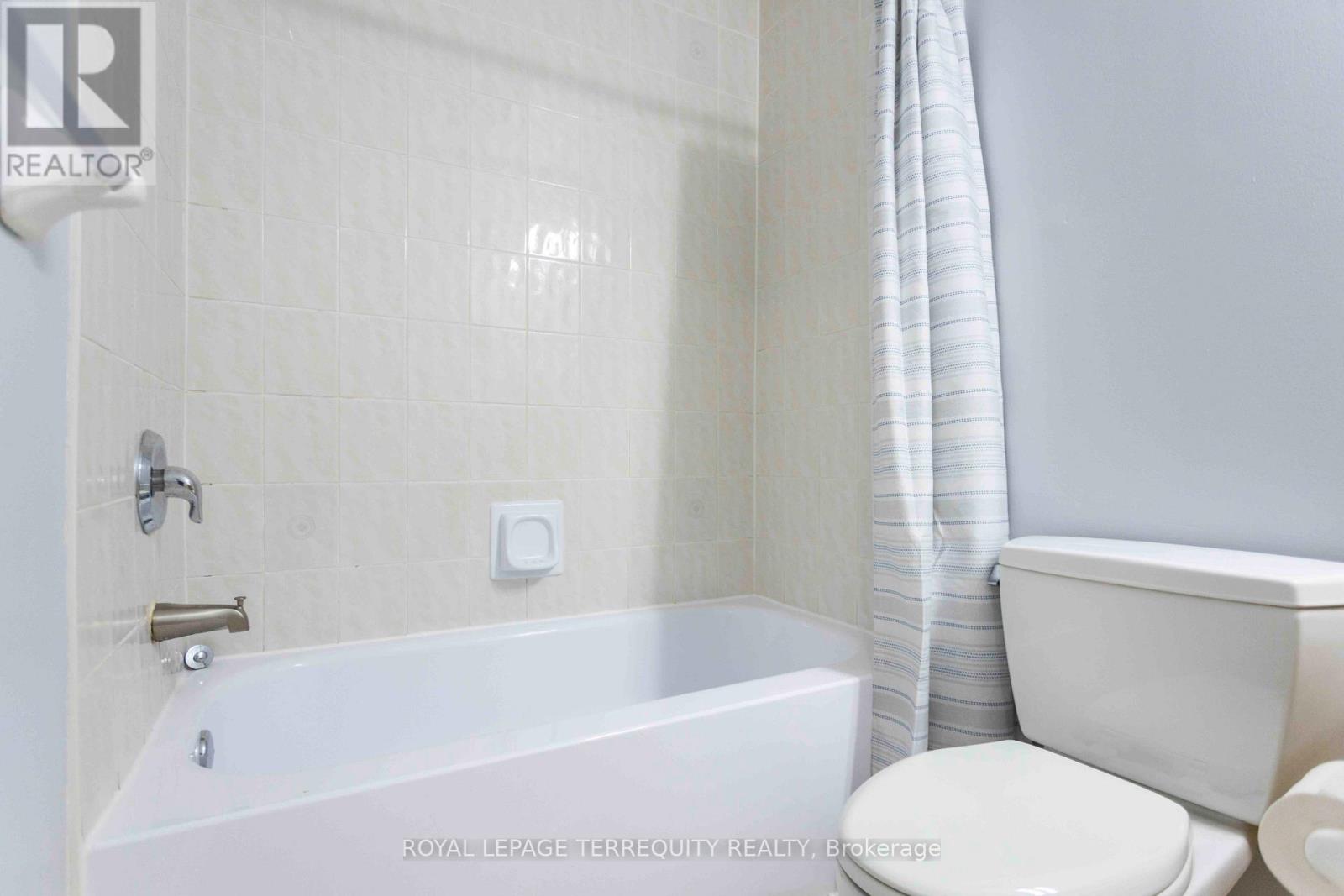 211 - 94 Aspen Springs Drive, Clarington, Ontario  L1C 5N4 - Photo 26 - E13835774