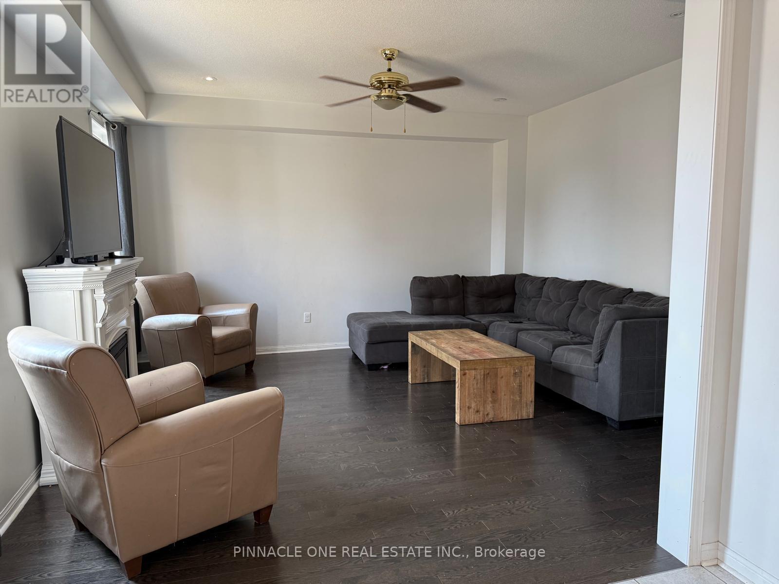 226 Kenneth Cole Drive, Clarington, Ontario  L1C 0P3 - Photo 15 - E13835826