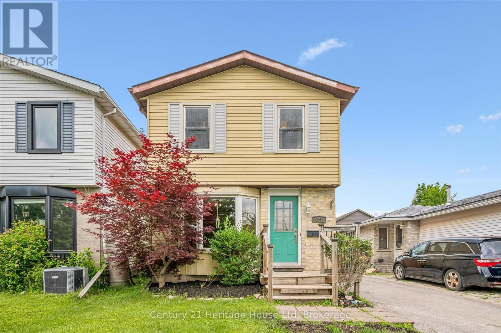 279 Strathallan Street, Centre Wellington, Ontario N1M 3L6 - Photo 1 - X13836018
