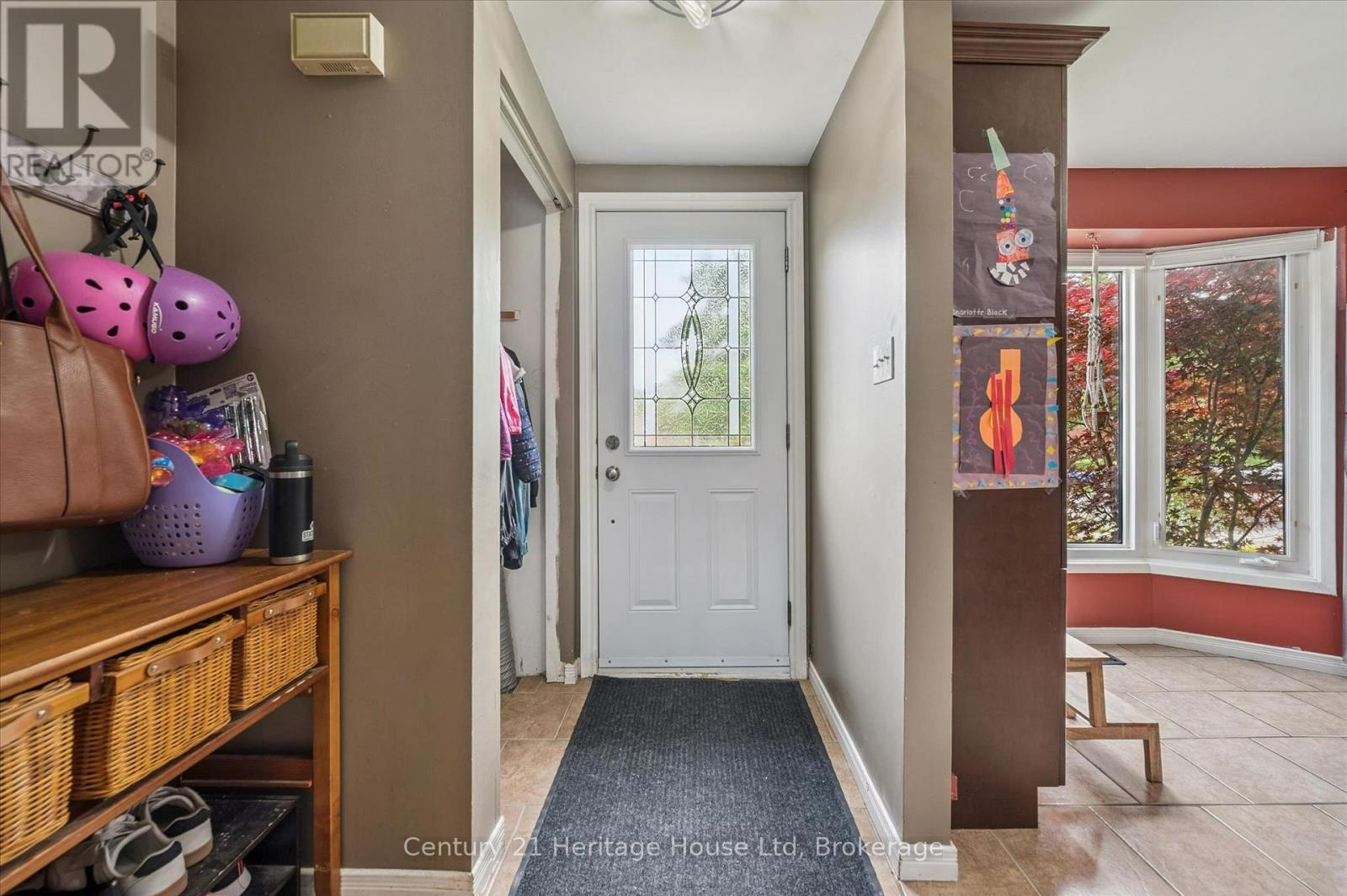 279 Strathallan Street, Centre Wellington, Ontario N1M 3L6 - Photo 6 - X13836018