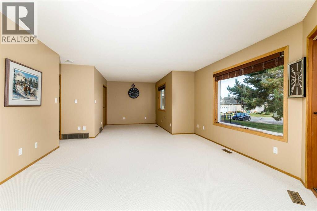 38, 2821 Botterill Crescent