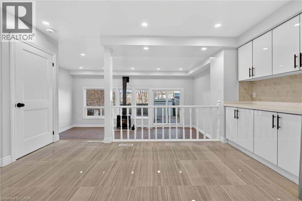2050 Upper Middle Road Unit# 153, Burlington, Ontario  L7P 3R9 - Photo 16 - 40864841