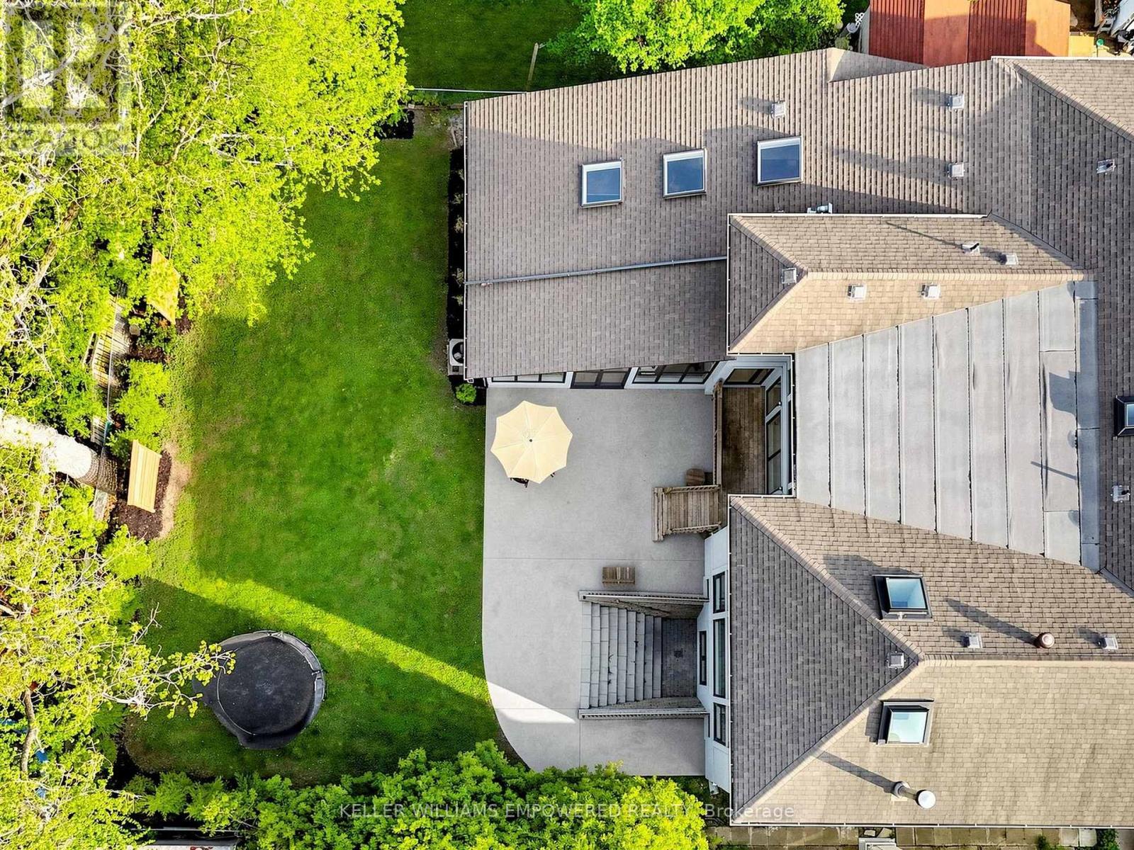49 Fergus Avenue, Richmond Hill, Ontario  L4E 3C2 - Photo 48 - N13835898