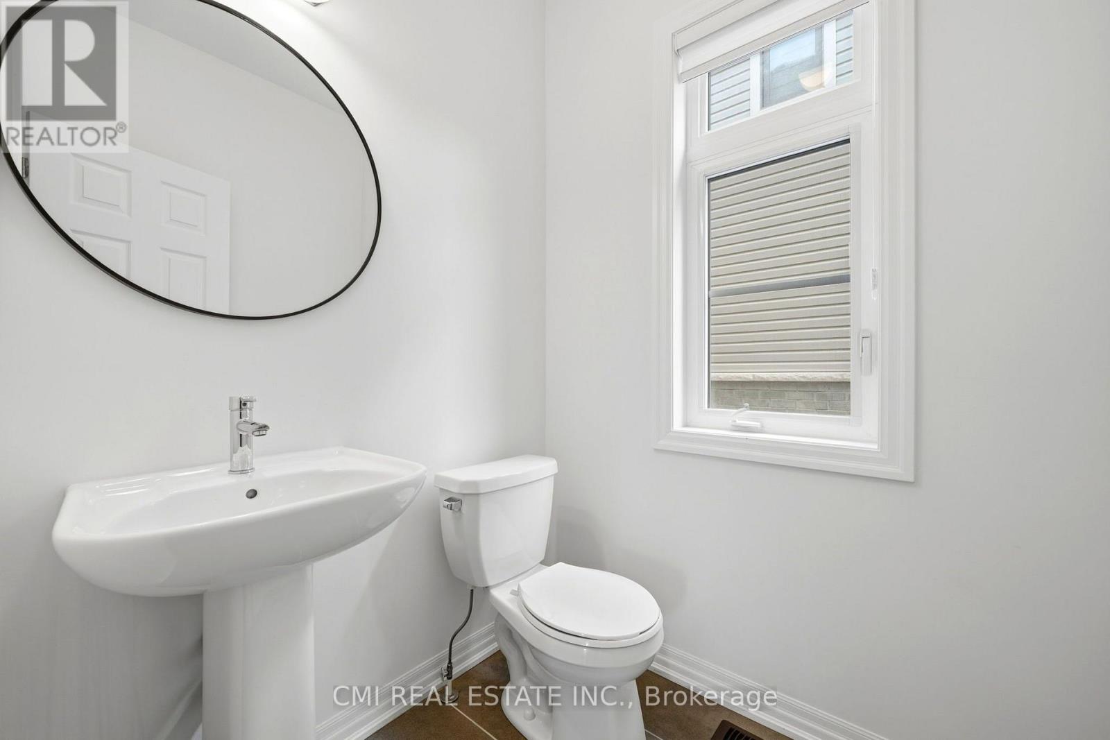 2 George Ellis Drive, Georgina, Ontario  L4P 0S3 - Photo 24 - N13836024