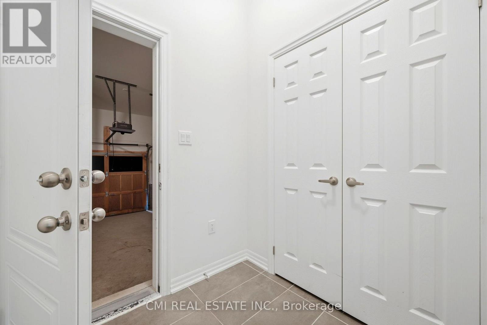 2 George Ellis Drive, Georgina, Ontario  L4P 0S3 - Photo 25 - N13836024