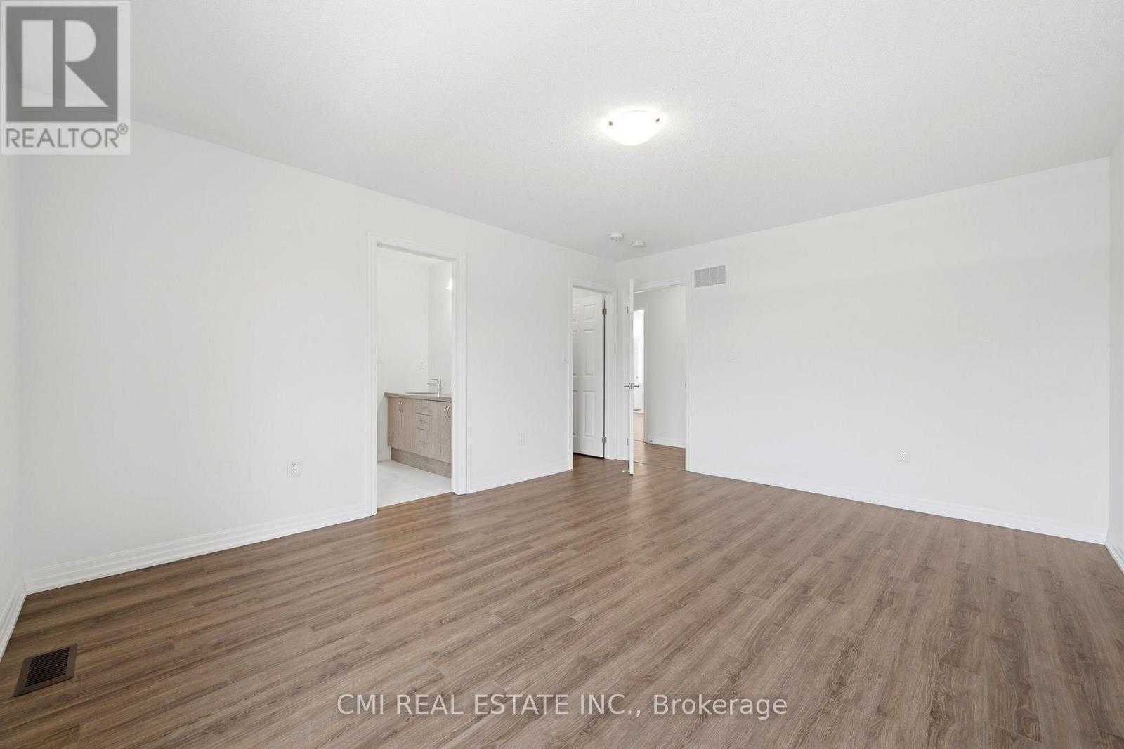 2 George Ellis Drive, Georgina, Ontario  L4P 0S3 - Photo 37 - N13836024