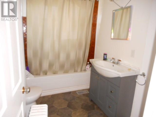 28 Poplar Road, Springdale — photo 12