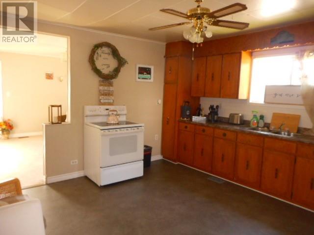 28 Poplar Road photo 4