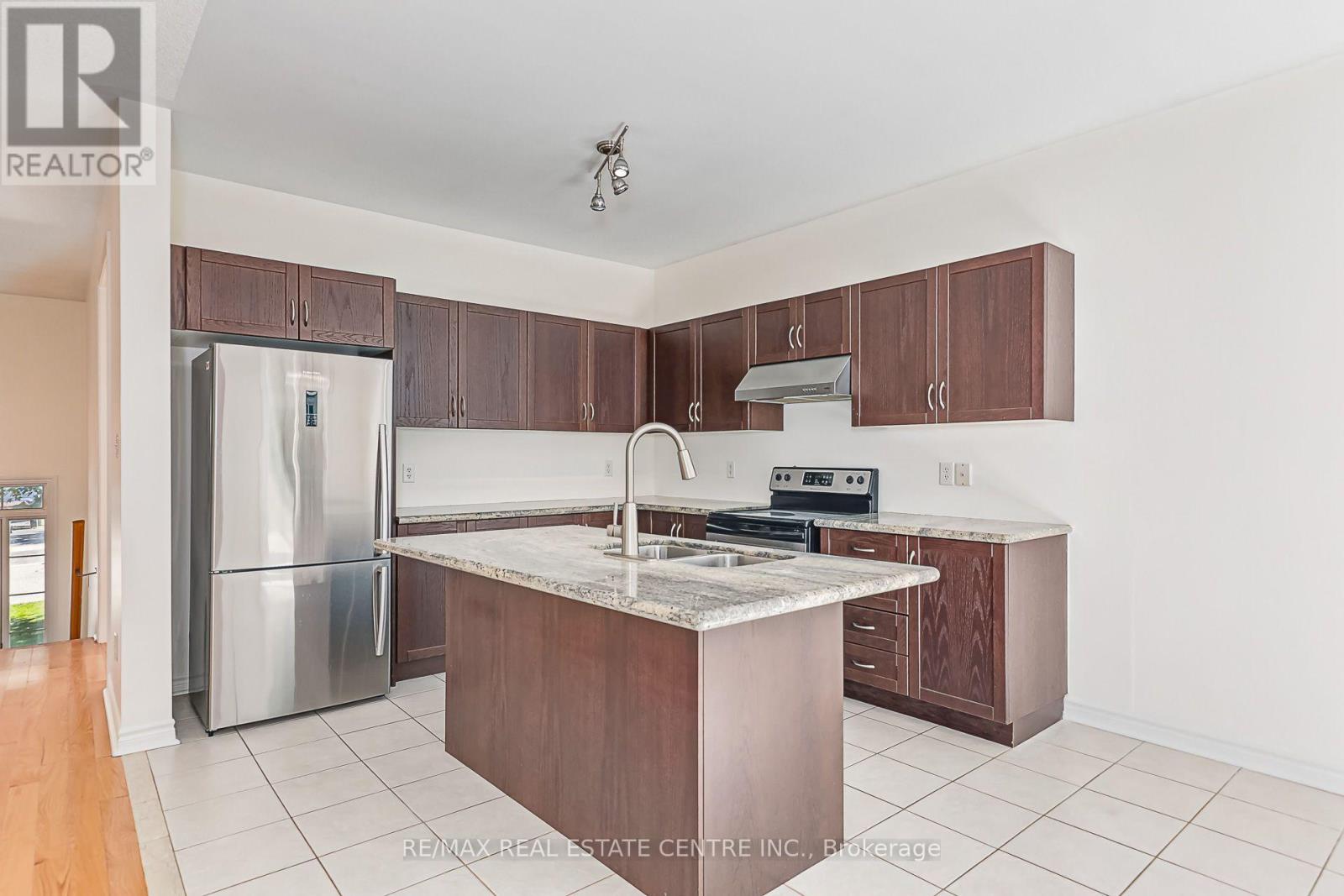 78 White Sands Way, Wasaga Beach, Ontario  L9Z 0E1 - Photo 12 - S13835818