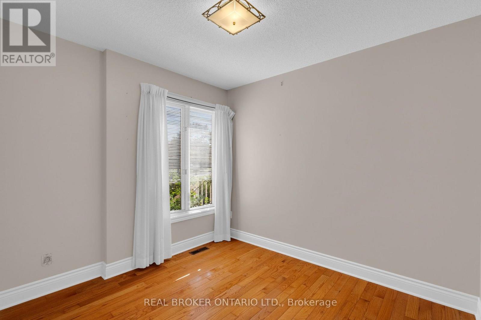 36 Webb Street, Barrie, Ontario  L4N 6V2 - Photo 23 - S13835974