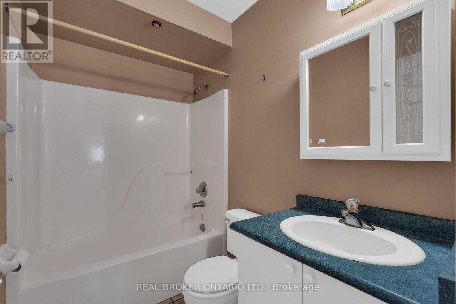 36 Webb Street, Barrie, Ontario  L4N 6V2 - Photo 27 - S13835974