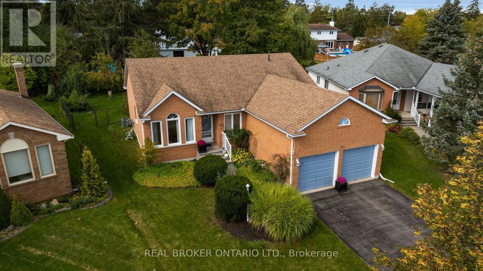 36 Webb Street, Barrie, Ontario  L4N 6V2 - Photo 3 - S13835974