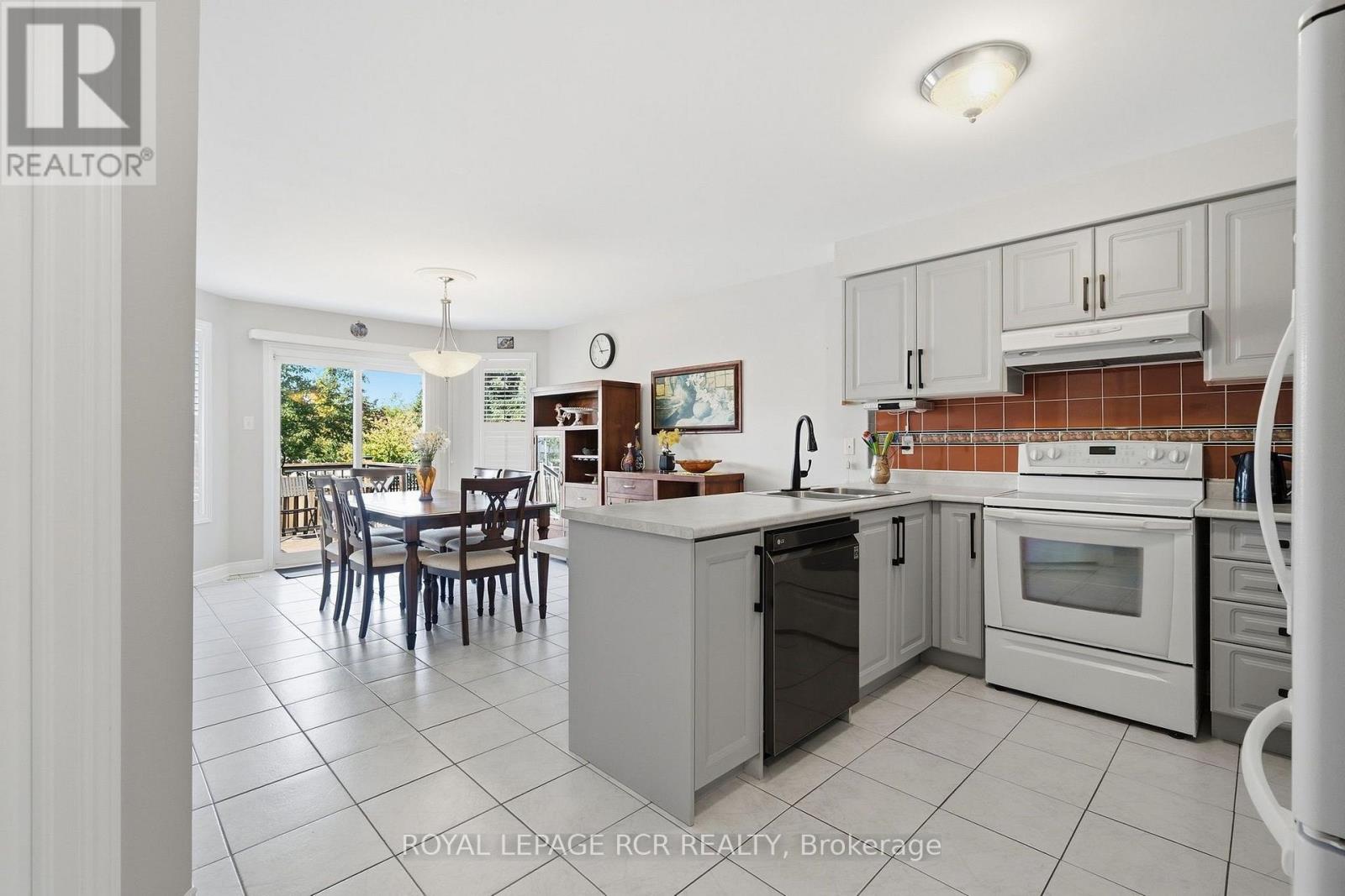 65 Royalton Drive, Caledon, Ontario  L7E 2G5 - Photo 11 - W13835814