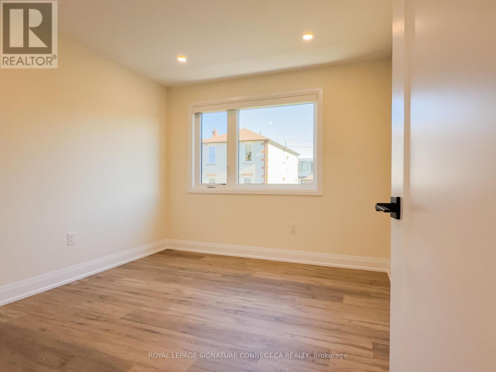 Gsuite - 30 Snider Avenue, Toronto, Ontario  M6E 4R9 - Photo 16 - W13835820