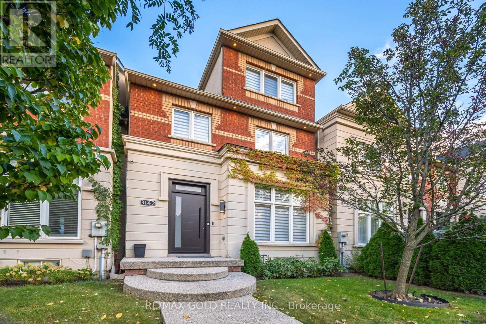 3142 Eclipse Avenue, Mississauga, Ontario  L5M 7X1 - Photo 2 - W13835838