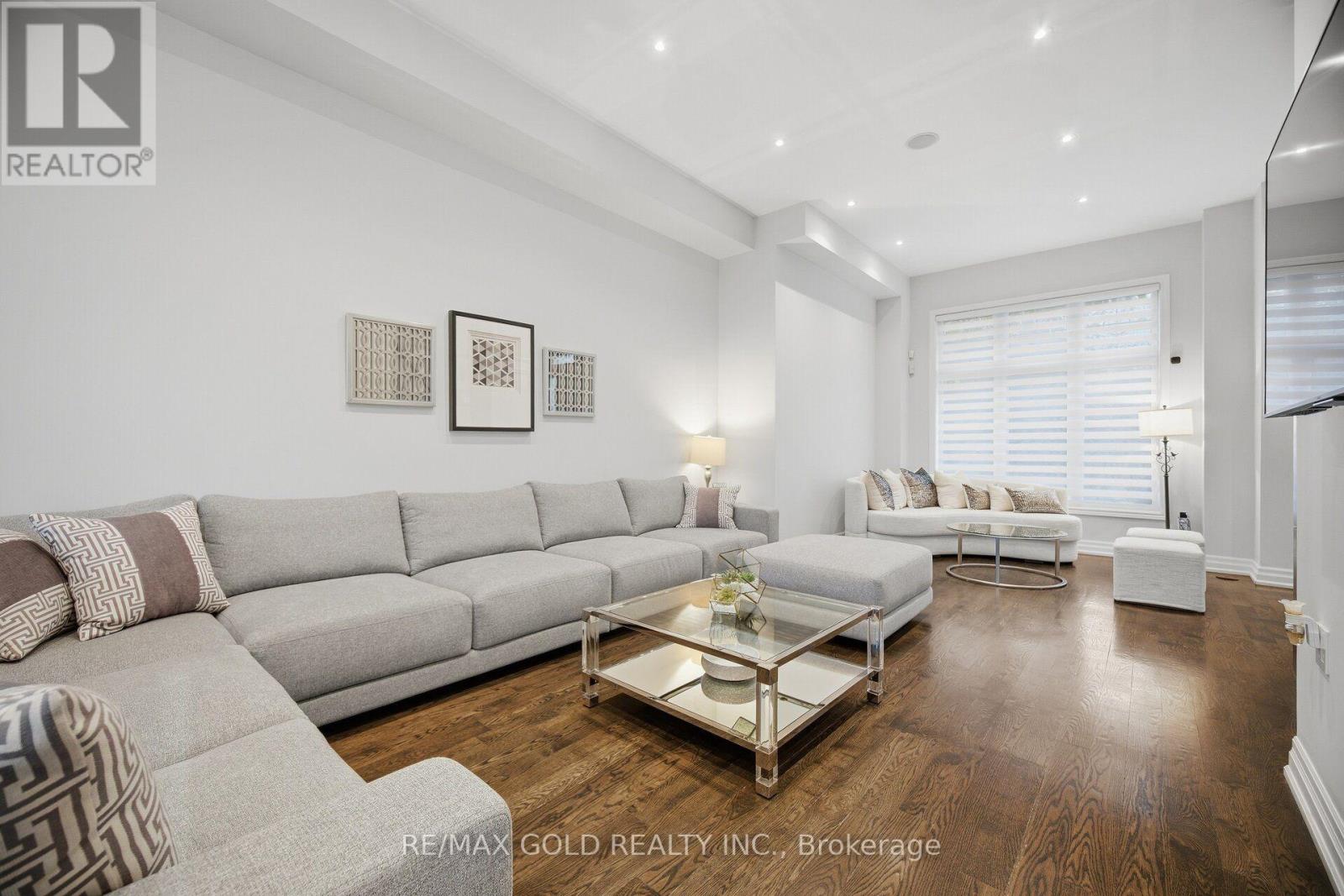 3142 Eclipse Avenue, Mississauga, Ontario  L5M 7X1 - Photo 7 - W13835838