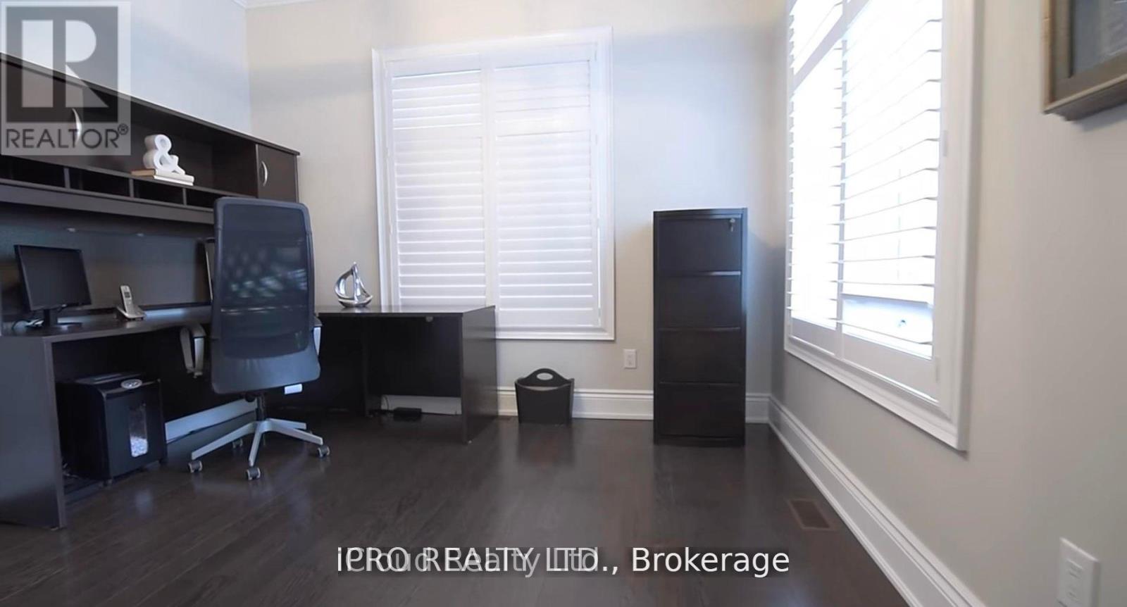 5116 Summersky Court, Mississauga, Ontario  L5M 0R3 - Photo 13 - W13835856