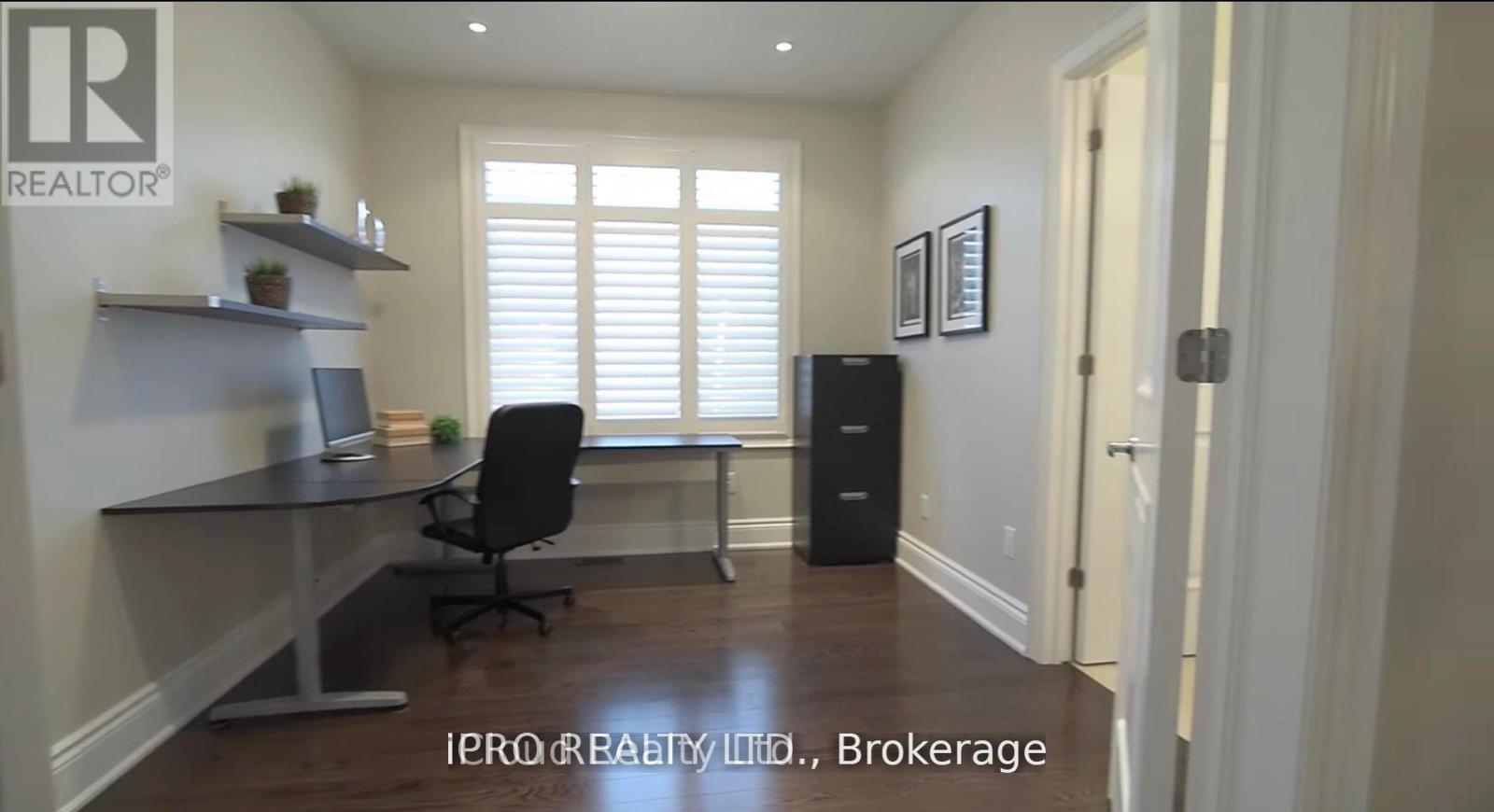 5116 Summersky Court, Mississauga, Ontario  L5M 0R3 - Photo 23 - W13835856