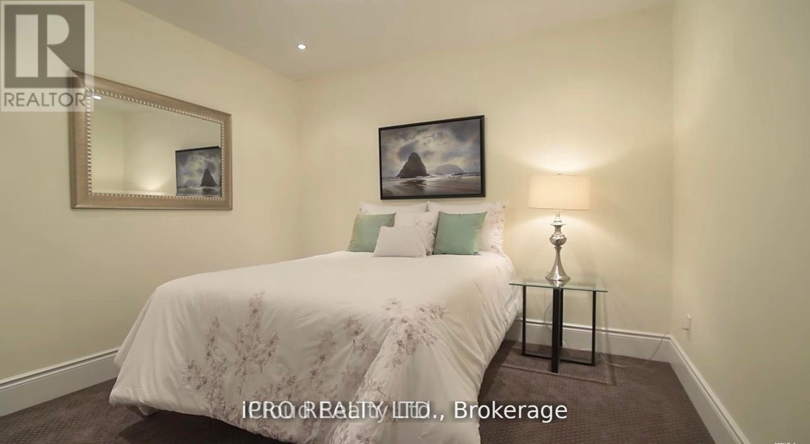 5116 Summersky Court, Mississauga, Ontario  L5M 0R3 - Photo 30 - W13835856