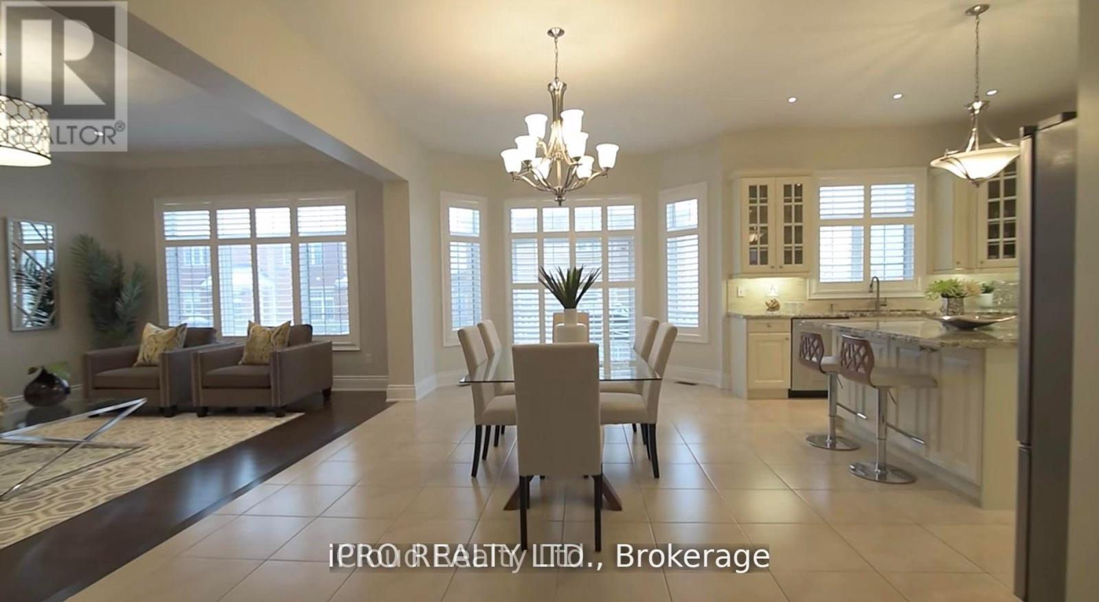 5116 Summersky Court, Mississauga, Ontario  L5M 0R3 - Photo 8 - W13835856