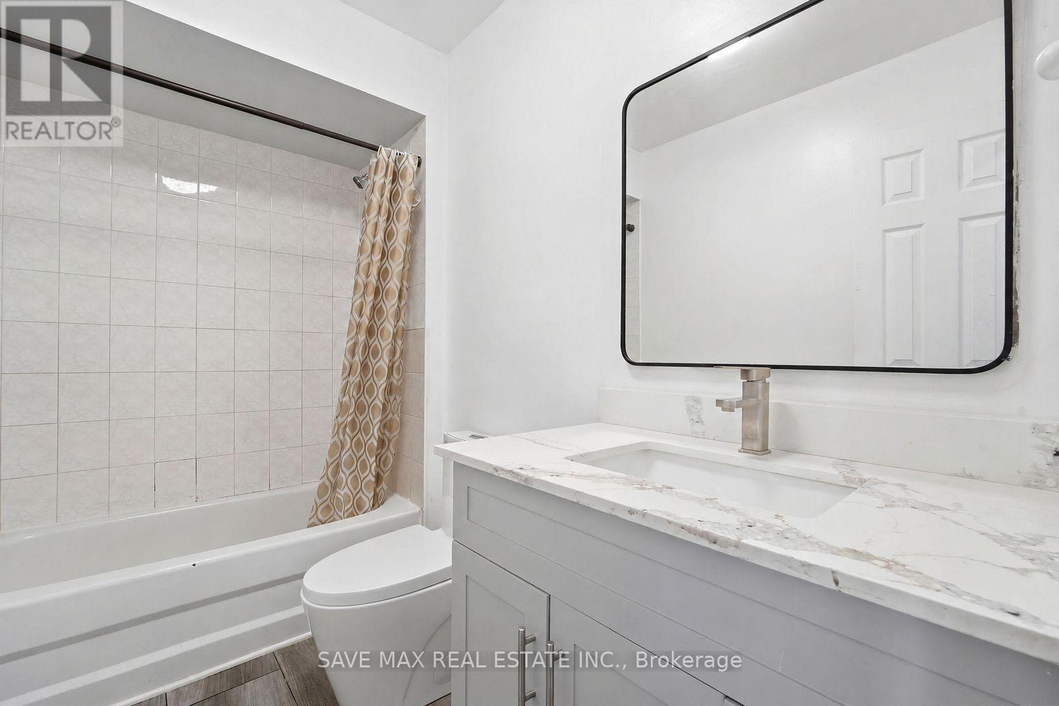 39 Caruso Drive, Brampton, Ontario  L6Y 5B2 - Photo 10 - W13835864