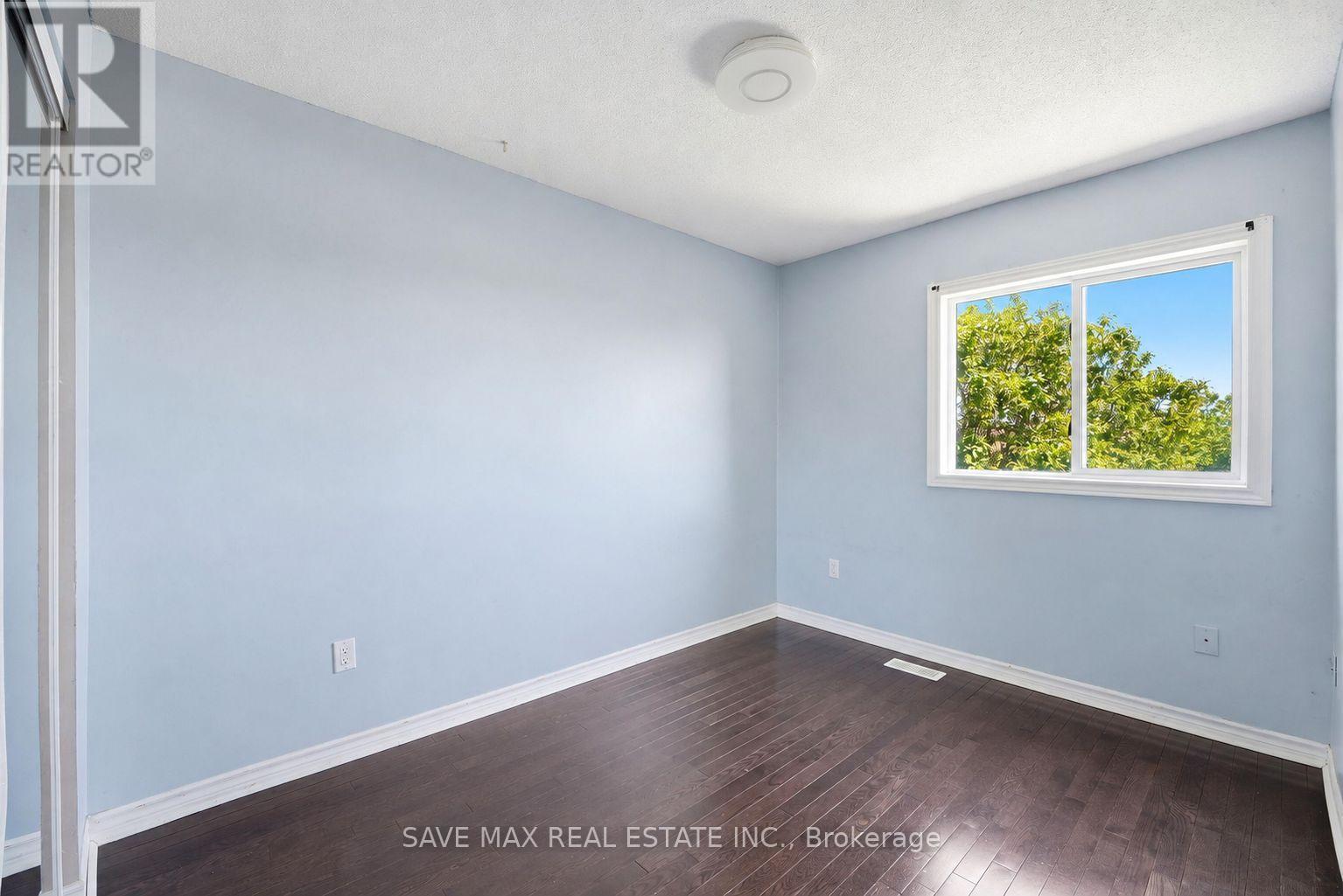 39 Caruso Drive, Brampton, Ontario  L6Y 5B2 - Photo 12 - W13835864