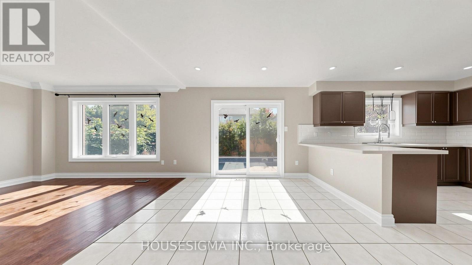 32 Willoughby Way, Halton Hills, Ontario  L7G 6C4 - Photo 9 - W13836026