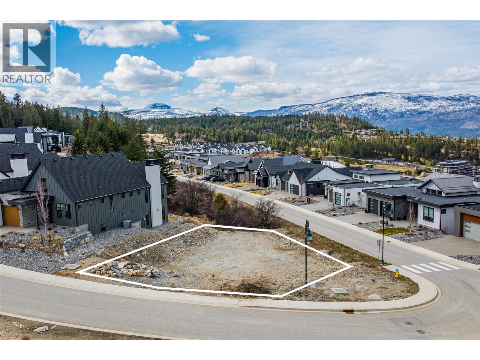201 Diamond Way, Vernon, British Columbia