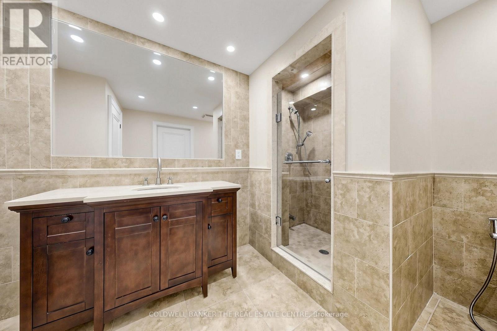 20 Shalom Aleichem Court, Vaughan, Ontario L4J 0E5 - Photo 39 - N13831180