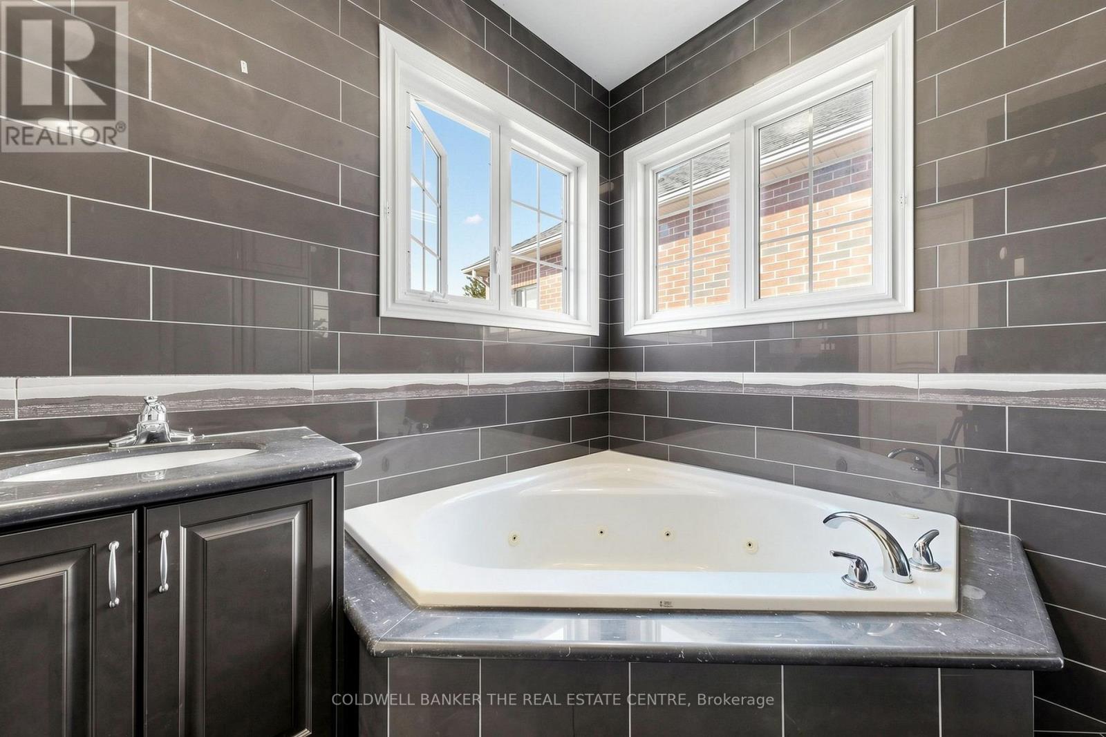20 Shalom Aleichem Court, Vaughan, Ontario L4J 0E5 - Photo 29 - N13831180