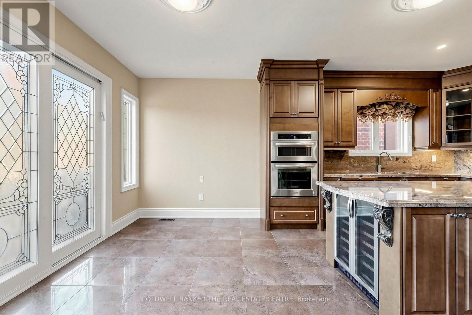 20 Shalom Aleichem Court, Vaughan, Ontario L4J 0E5 - Photo 9 - N13831180