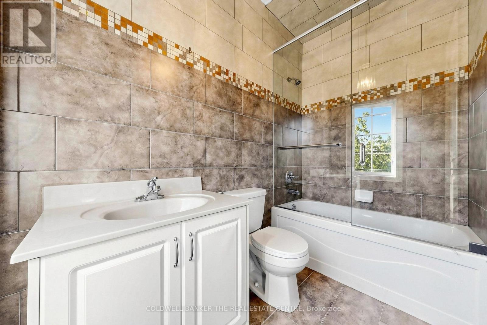 20 Shalom Aleichem Court, Vaughan, Ontario L4J 0E5 - Photo 20 - N13831180