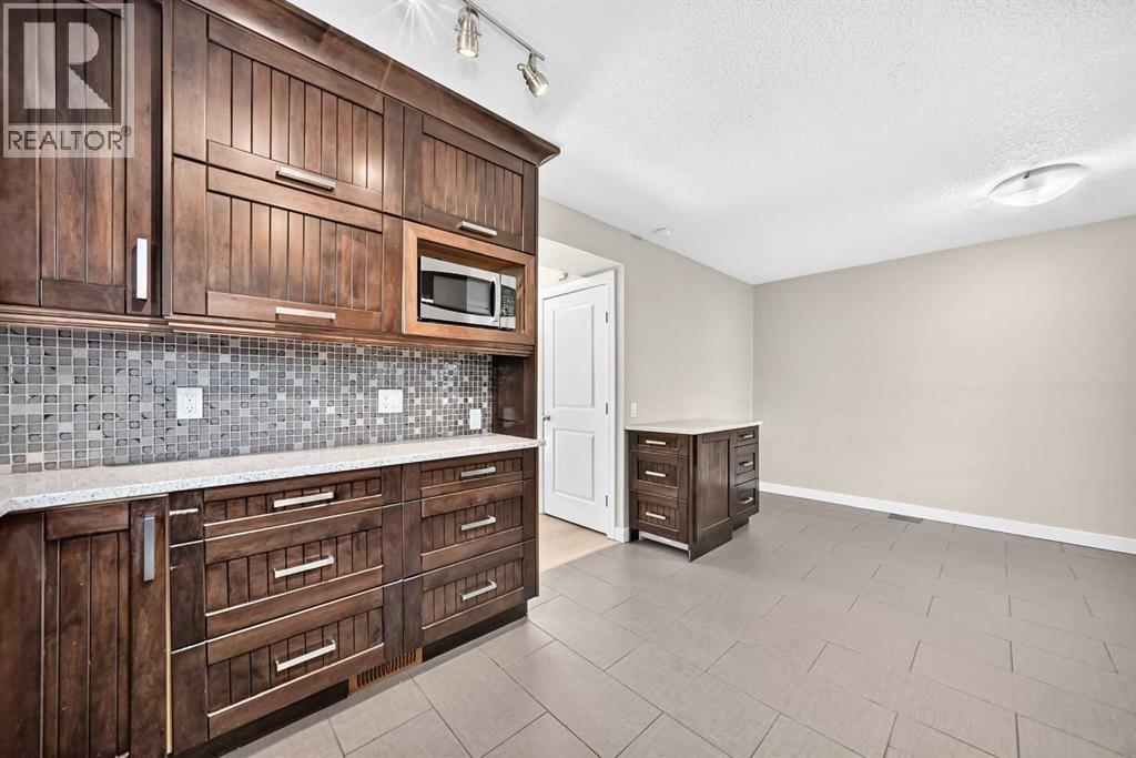 2515 62 Street NE, Calgary, Alberta  T2G 2K1 - Photo 11 - A2345236