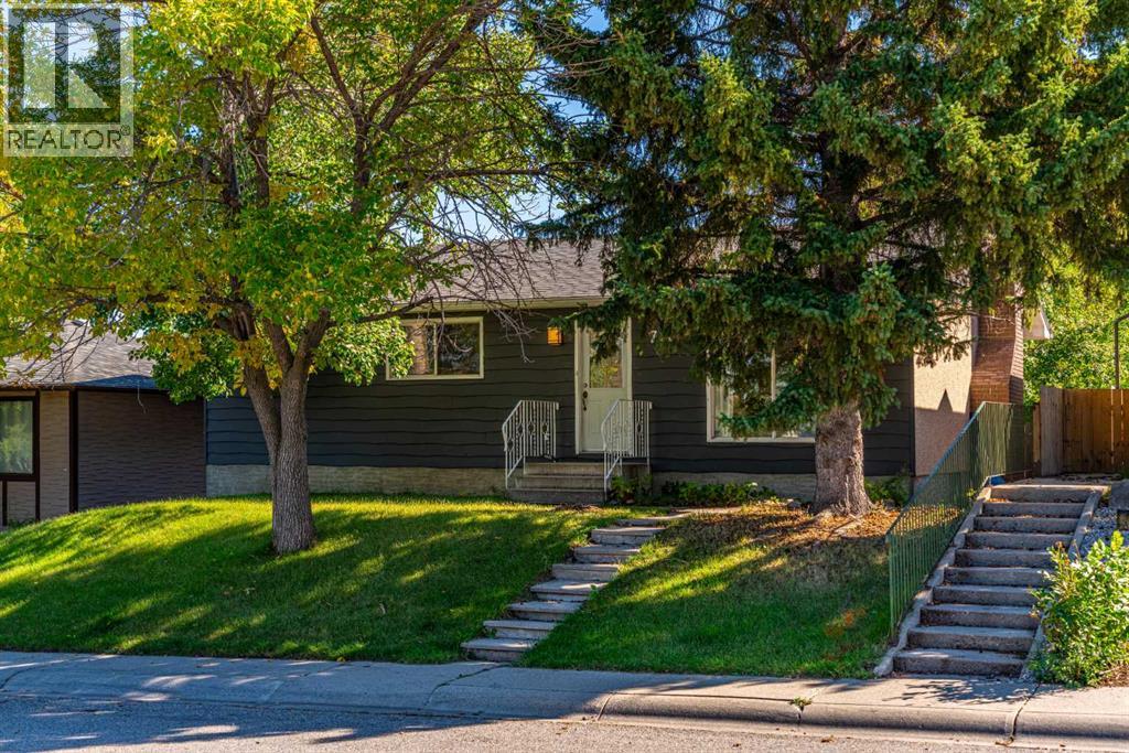 711 118 Avenue Sw, Calgary, Alberta  T2W 0E6 - Photo 2 - A2347128