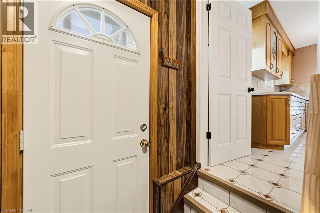 450 Brigadoon Drive, Hamilton, Ontario  L9C 6E4 - Photo 22 - 40865614
