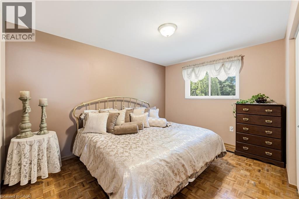 450 Brigadoon Drive, Hamilton, Ontario  L9C 6E4 - Photo 19 - 40865614