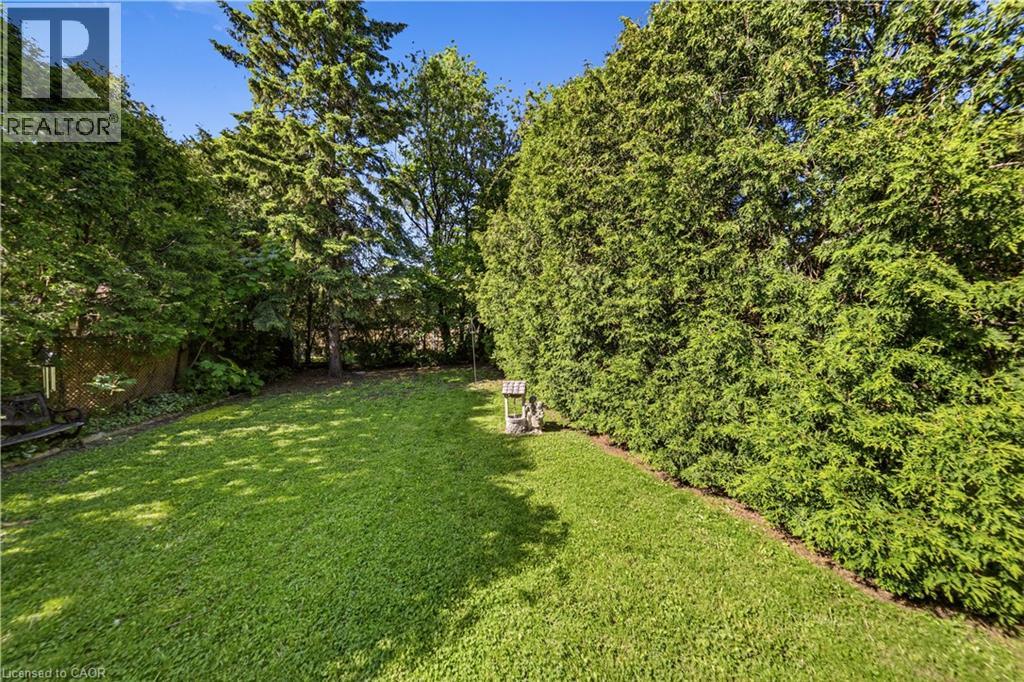 450 Brigadoon Drive, Hamilton, Ontario  L9C 6E4 - Photo 32 - 40865614