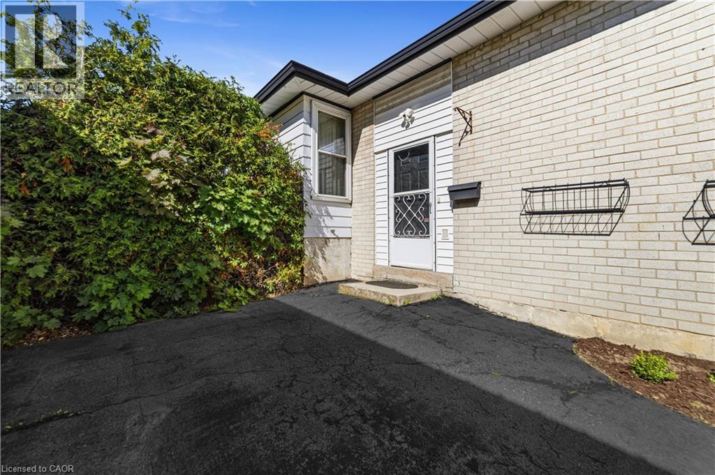 450 Brigadoon Drive, Hamilton, Ontario  L9C 6E4 - Photo 34 - 40865614
