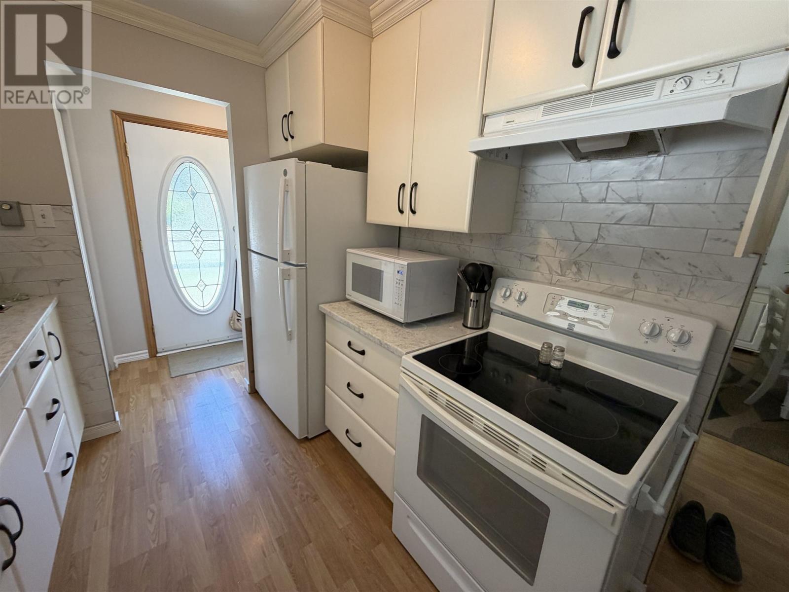88 Esten Dr S, Elliot Lake, Ontario  P5A 3L9 - Photo 15 - SM262693