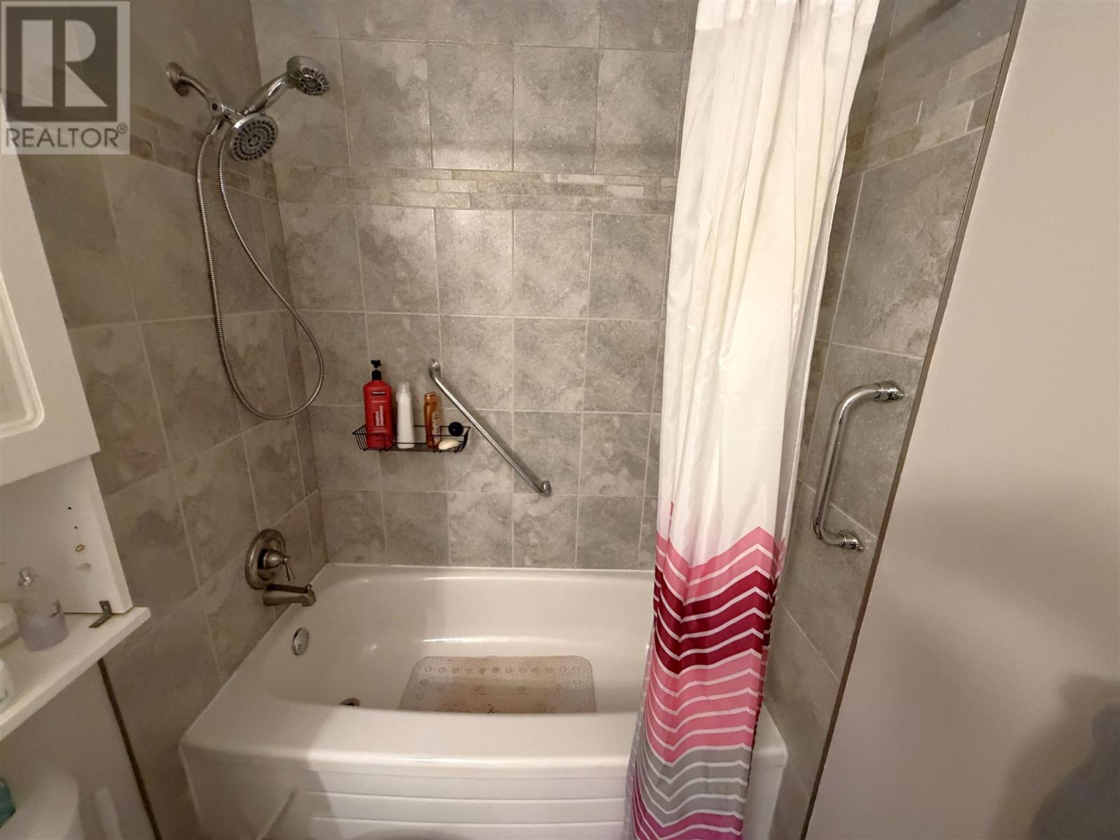 88 Esten Dr S, Elliot Lake, Ontario  P5A 3L9 - Photo 21 - SM262693