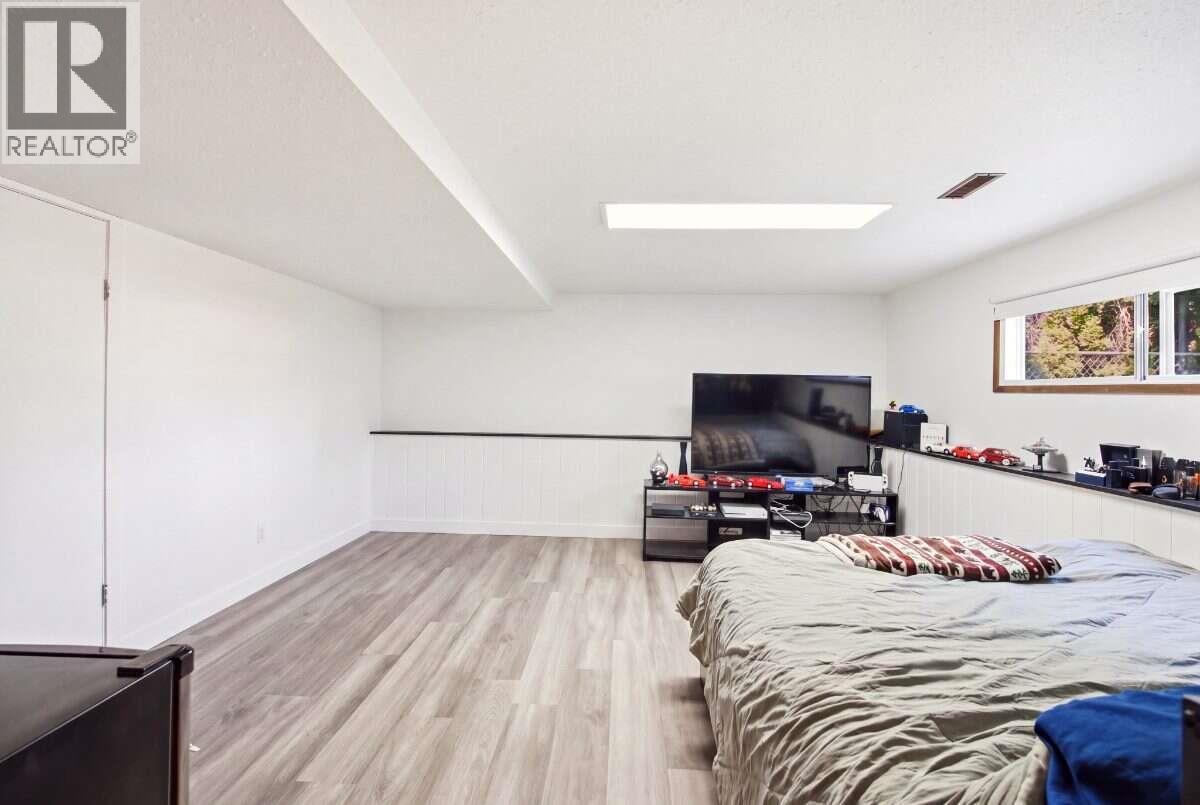 2555 Grenfell Road, Kelowna, British Columbia  V1Y 3C9 - Photo 32 - 10402092