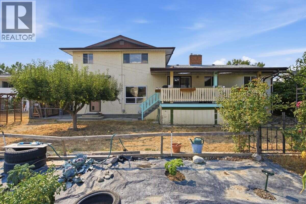 2555 Grenfell Road, Kelowna, British Columbia  V1Y 3C9 - Photo 44 - 10402092