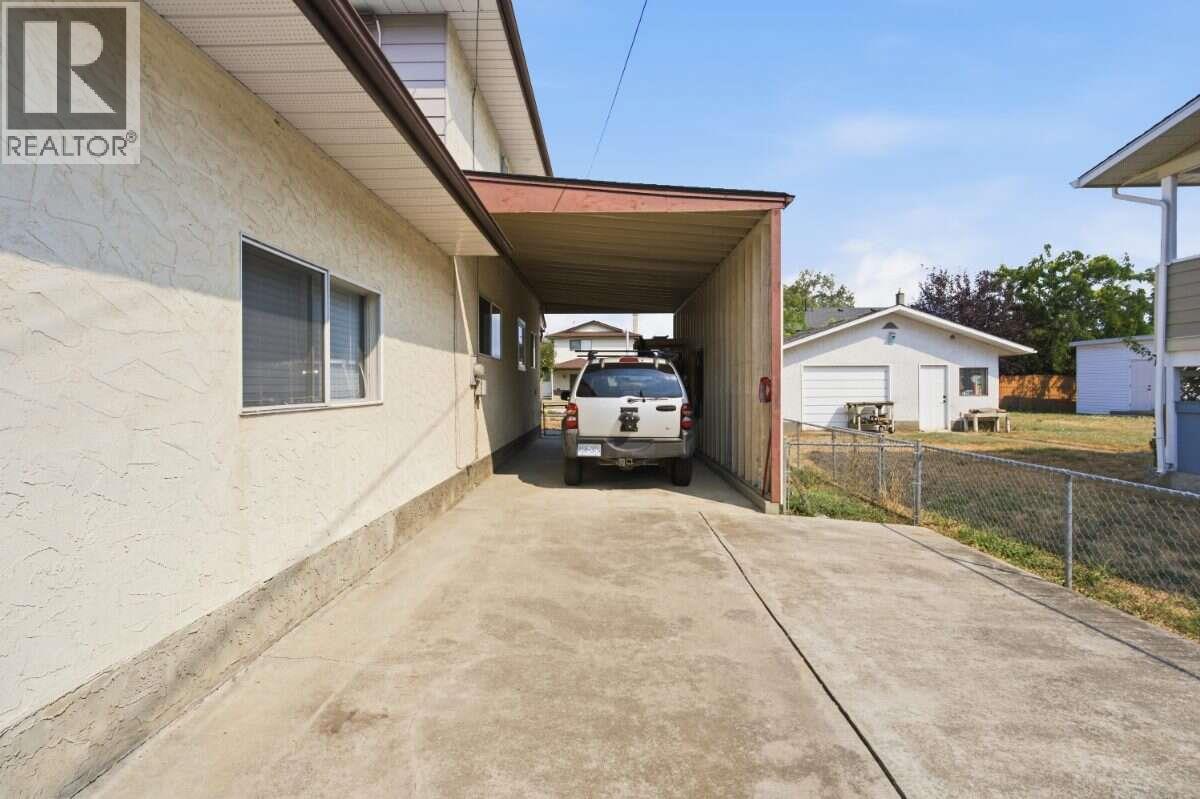 2555 Grenfell Road, Kelowna, British Columbia  V1Y 3C9 - Photo 46 - 10402092