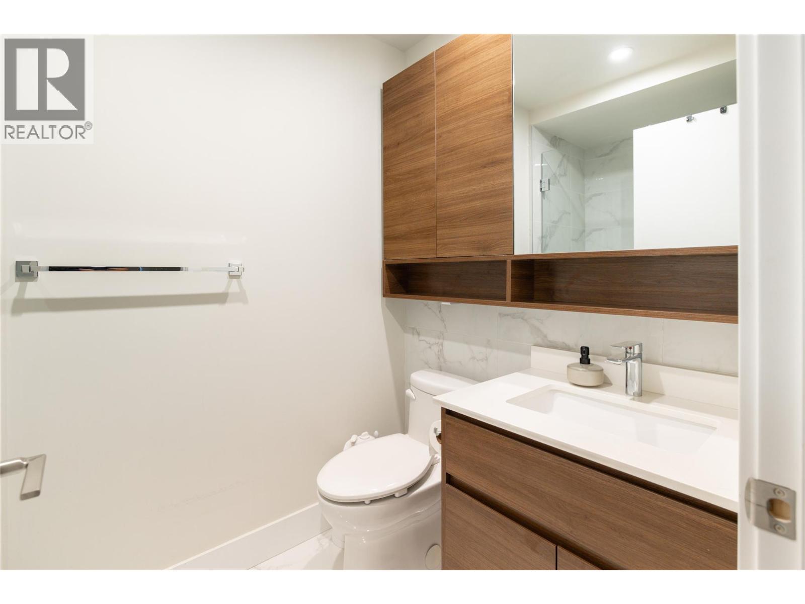 1925 Enterprise Way Unit# 406, Kelowna, British Columbia  V1Y 0J8 - Photo 17 - 10401394