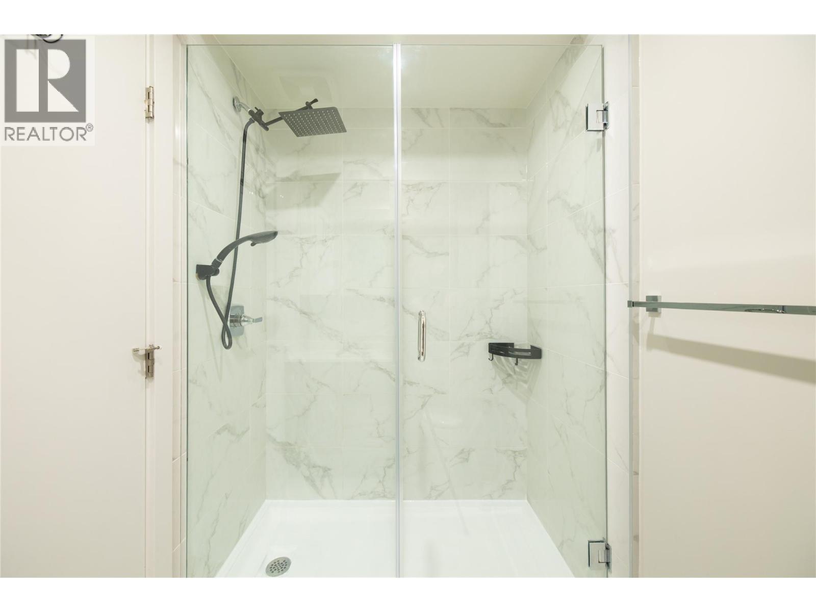 1925 Enterprise Way Unit# 406, Kelowna, British Columbia  V1Y 0J8 - Photo 18 - 10401394