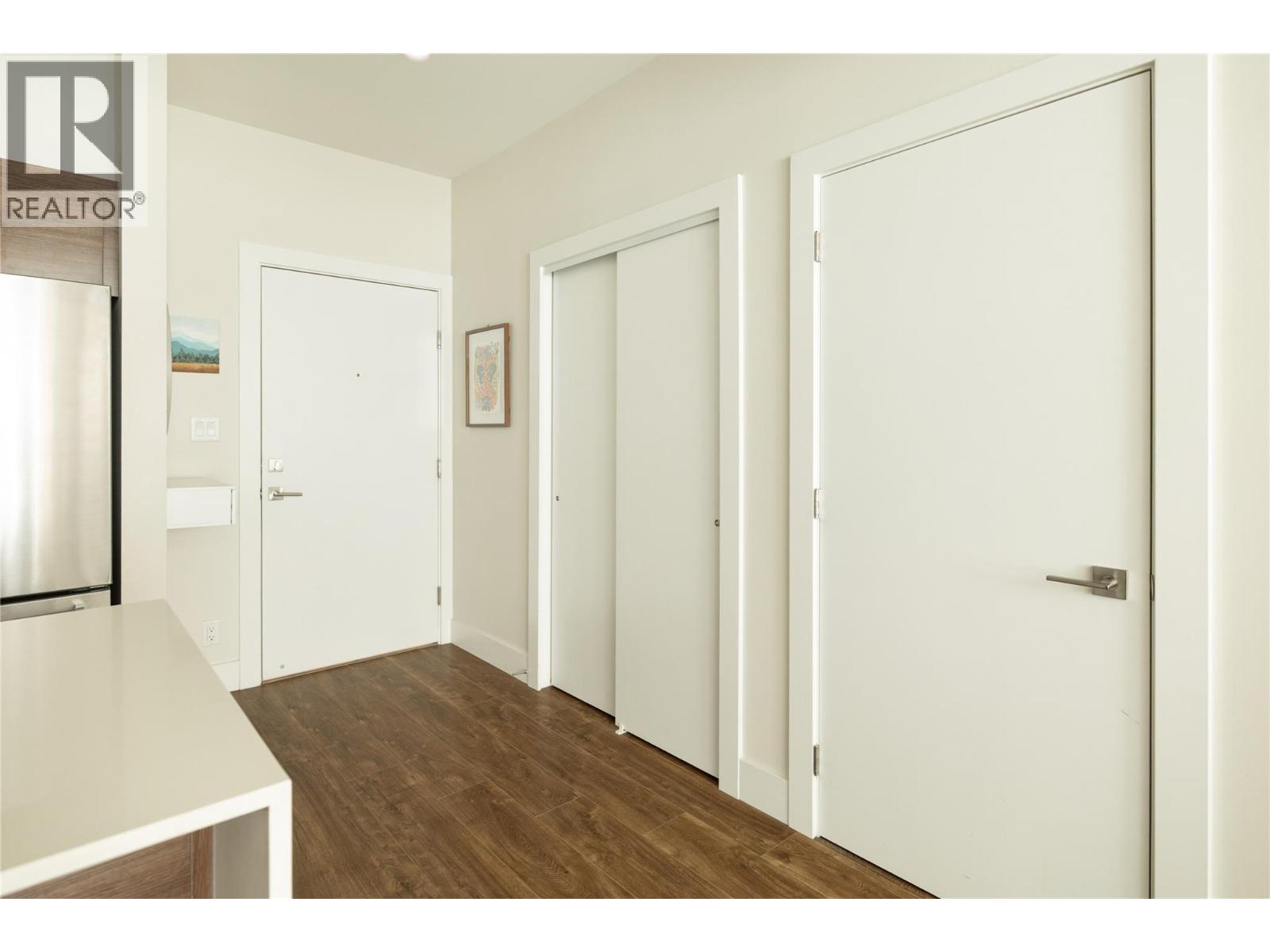 1925 Enterprise Way Unit# 406, Kelowna, British Columbia  V1Y 0J8 - Photo 6 - 10401394
