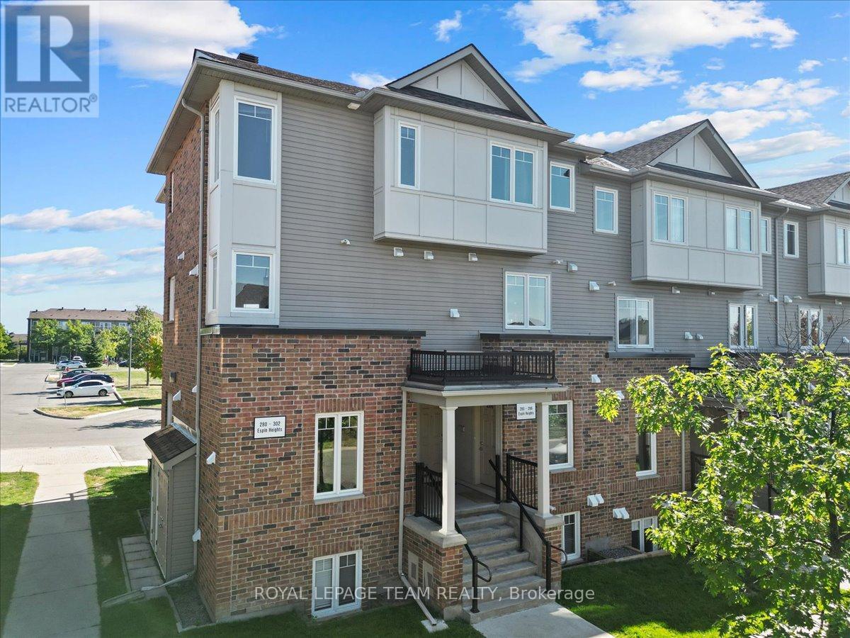 282 Espin Heights, Ottawa, Ontario K2J 0Y8 - Photo 1 - X13836062