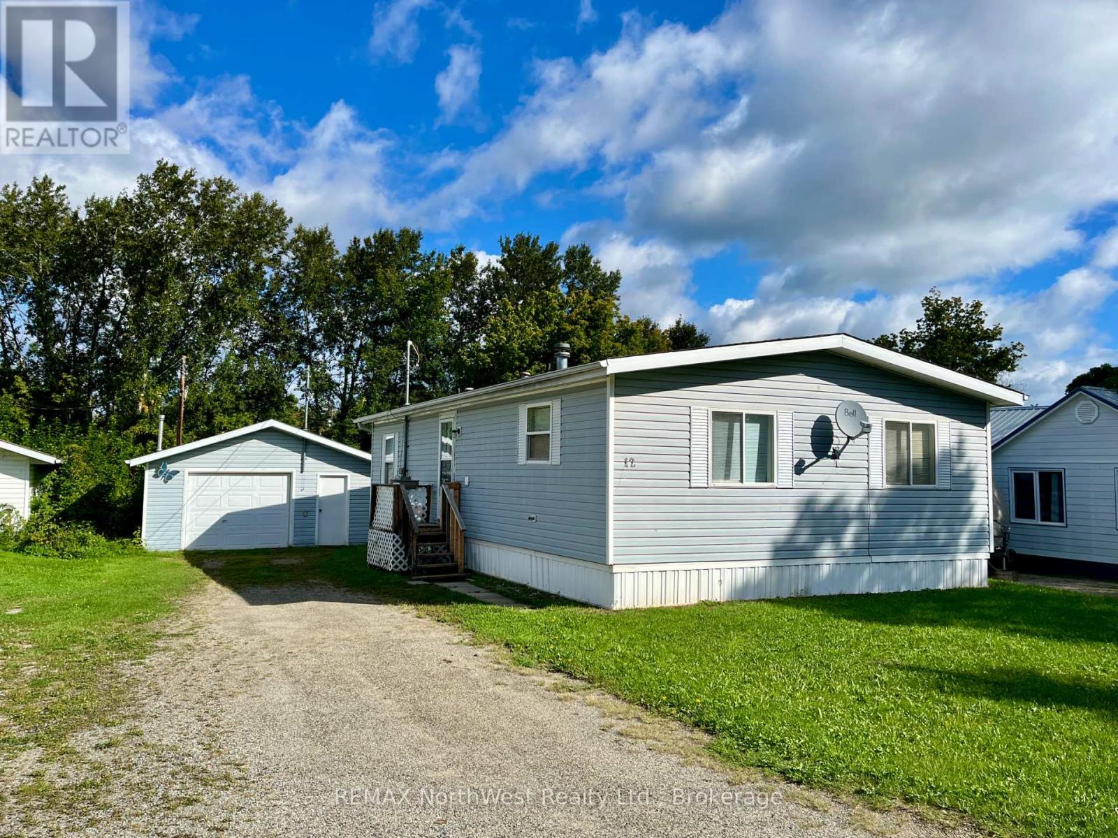 12 Rawn Road, Atikokan, Ontario  P0T 1C0 - Photo 1 - X13737664