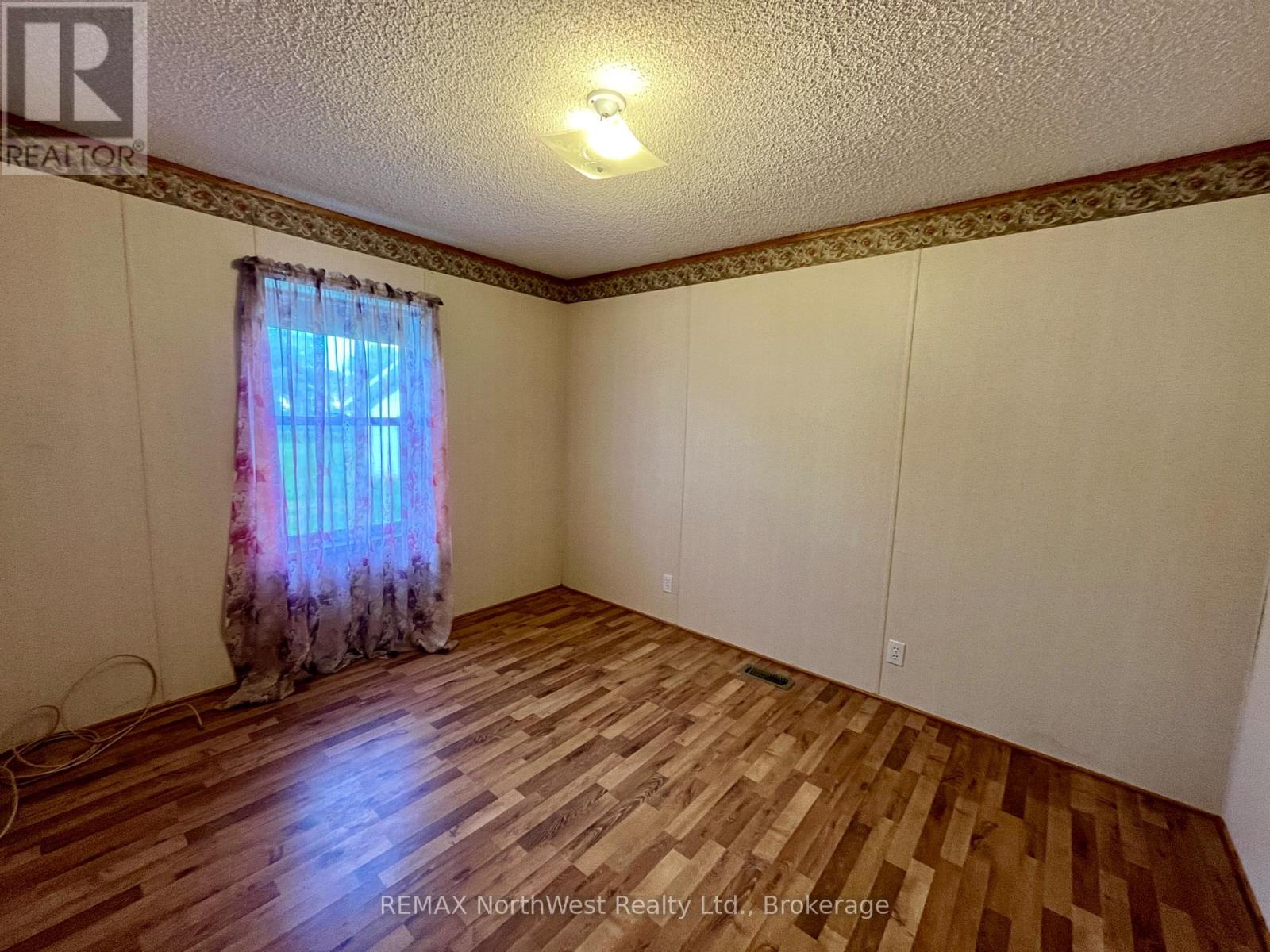 12 Rawn Road, Atikokan, Ontario  P0T 1C0 - Photo 8 - X13737664